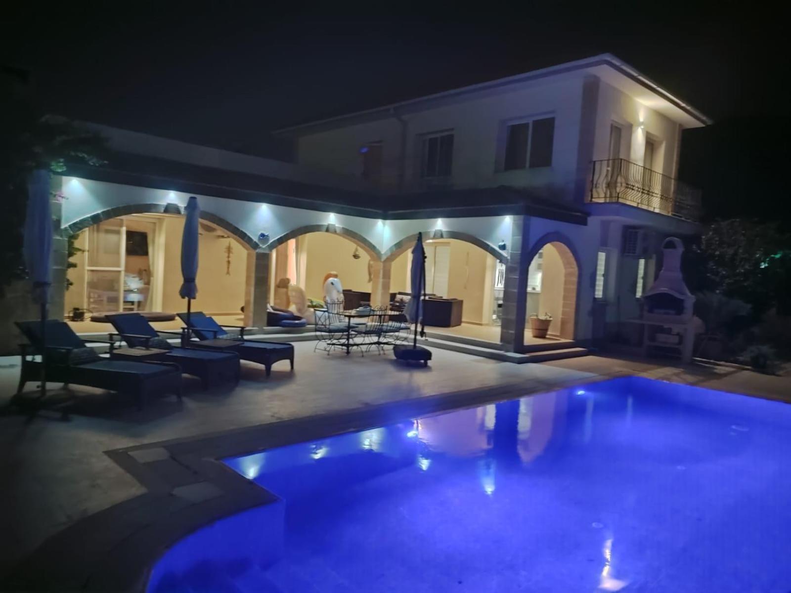 Casa Santos Kyrenia Villa ไคริเนีย ภายนอก รูปภาพ