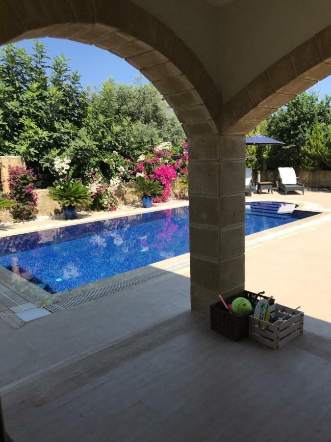 Casa Santos Kyrenia Villa ไคริเนีย ภายนอก รูปภาพ